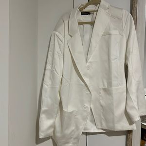 White Satin Blazer — Pretty Little Thing